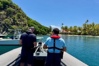 Pêche illégale, accès aux plages : une opération de surveillance maritime aux Saintes
