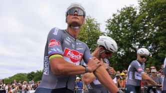 Tour de France 2025 : Van der Poel remporte la 2e étape à Boulogne-sur-Mer et s'empare du maillot jaune