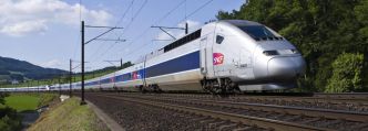 La SNCF risque de tomber dans les bras de Starlink, illustrant le pouvoir gigantesque d'Elon Musk