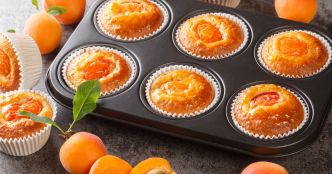 Ces muffins aux abricots sans sucre raffiné ni gluten sont si moelleux qu'on oublie qu'ils sont healthy