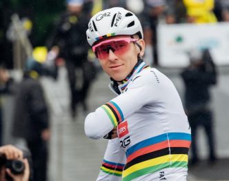 Tadej Pogacar : "J'ai eu un peu peur de sprinter face à Mathieu"