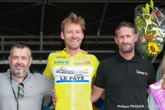« C'est mon seul point comme avec Remco » : Thibaut Clément, vainqueur du Tour du Pays Roannais