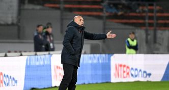 Lorient : "J'aimerais avoir un effectif complet le plus rapidement possible", Pantaloni sonne l'alerte