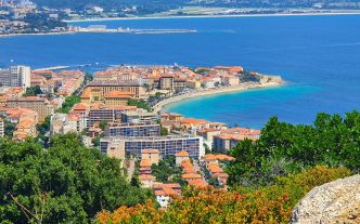La Corse est-elle en train de devenir une île réservée uniquement aux riches ?