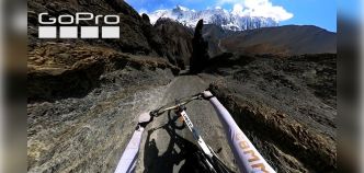 Vidéo : La descente vertigineuses de Kilian Bron dans l'Himalaya