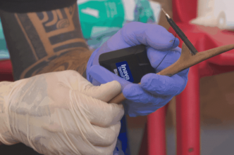 Tatouage : plus de deux mille visiteurs au premier festival Ia Nuu Te Tatau à Arue