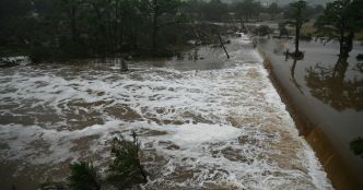 Inondations au Texas : derrière le lourd bilan, l'ombre des coupes budgétaires de Donald Trump