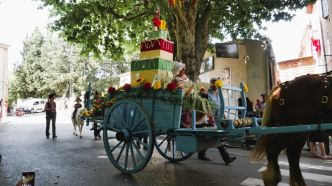 Grande cavalcade d'Auriol : 40 ans de traditions pour le groupe Saint-Éloi