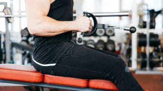 Banc de musculation : prévention des douleurs dorsales et de la fonte musculaire
