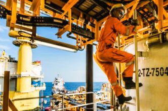 Pétrole et gaz : le Cameroun anticipe une chute des recettes de plus de 93 milliards de FCFA (-12,7%) en 2025