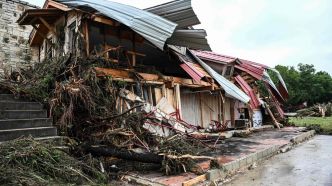 Plus de 80 morts dans les inondations au Texas: l'espoir de retrouver les dix fillettes disparues diminue