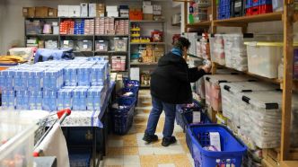 Le taux de pauvreté atteint un niveau record en France, du jamais vu depuis 30 ans