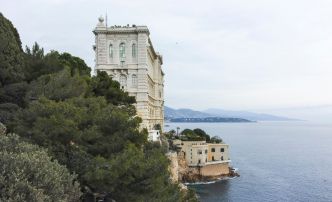 Caroline de Monaco : « Le jardin de la villa est une oasis de paix », sa demeure Belle Epoque sur le Rocher, avec six chambres, une piscine et une vue imprenable sur la Méditerranée, qu'elle [...]