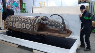 Retour aux sources : le tambour parleur Djidji Ayôkwé rentre en Côte d’Ivoire