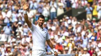 Wimbledon: Djokovic passe en quart