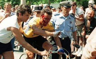 « Il aurait dû gagner huit fois le Tour de France » : Cyrille Guimard revient sur le Tour de France 1985 et la cinquième victoire de Bernard Hinault