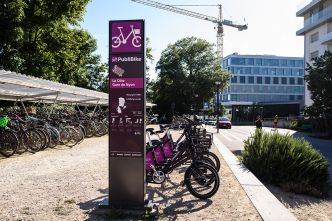 Région de Nyon: vélos en libre-service à l'arrêt