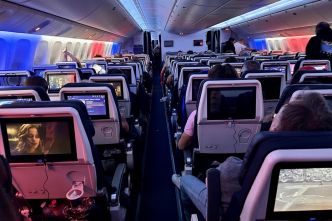 Billets d'avion : "À vouloir augmenter les taxes, on va vider les avions et si on vide les avions, l'État ne percevra pas les dividendes de ces taxes"
