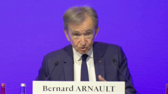 La « taxe Zucman » plébiscitée par ces sept prix Nobel d'économie dans une tribune au « Monde »