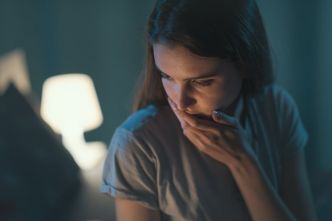 Alzheimer : ce signe nocturne doit vous alerter, même s'il vous paraît banal