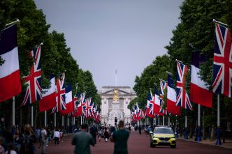 Pompe royale pour Macron à l'entame de sa visite d'Etat au Royaume-Uni