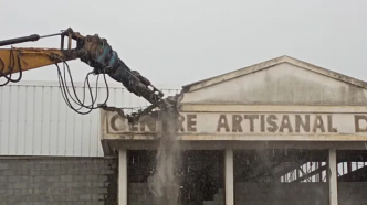 Centre artisanal du bois de La Rivière : Rémy Bourgogne craint la présence d'amiante