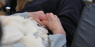 Santé : la mortalité a atteint un niveau historiquement bas en France en 2023 grâce au recul du Covid-19