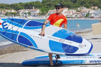 La bonne rencontre | Le combat d’Éric Dargent, surfeur amputé, pour le sport inclusif