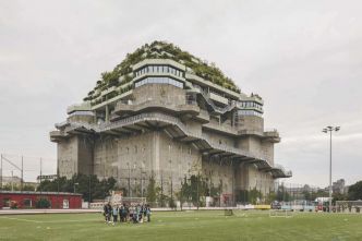 BÂTIR AVEC LE VIVANT, ENTRE HABILLAGE ET TRANSFORMATION DE L'HABITER — DOSSIER