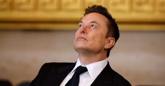 Plombé par Elon Musk et son "parti de l'Amérique", Tesla dévisse encore en bourse