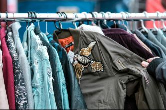 Minimaxxx : méga déstockage de fripes à Paris ce samedi, tout entre 1€ et 10€ max !