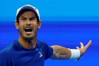 « Tellement ridicule de fermer le toit », Murray fustige l'organisation de Wimbledon