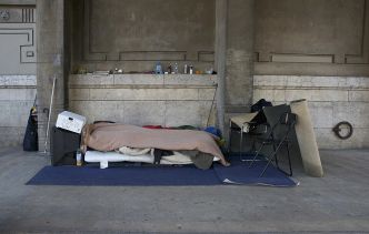 Inégalités record en France : Macron face à un défi social majeur
