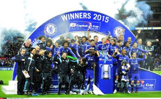 Le fils d'une légende de Chelsea et Arsenal signe à Fulham