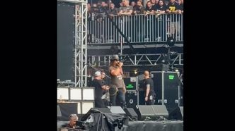 Un acteur légendaire aperçu dans le public d'un concert de metal, les fans sont choqués