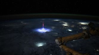 Une astronaute de la NASA photographie un événement lumineux incroyable au-dessus de la Terre