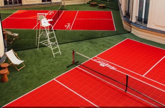 Fouquet's Pickleball Club : une expérience sportive dans la cour de cet hôtel de luxe cet été