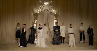 Chanel célèbre la nature avec l'ultime défilé du studio pour la haute couture automne-hiver 2025-2026