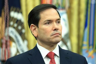 Nouvelle imposture aux États-Unis : un inconnu se fait passer pour Marco Rubio avec l'aide de l'IA