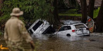 Miracle au Texas: Emportée par le fleuve sur 29 kilomètres, elle survit accrochée à un arbre