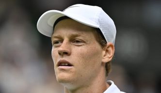 Darren Cahill, coach de Jannik Sinner, donne des nouvelles après l'entraînement annulé : « Il a perdu environ 10km/h en coup droit. Nous sommes allés sur les courts intérieurs et lui [...]