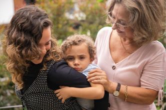Attention à ces attitudes : de plus en plus de grands-parents voient leurs petits-enfants s'éloigner pour toujours à cause de ça