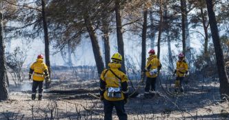 Incendies à Marseille : des centaines de pompiers mobilisés pour «défendre» la ville