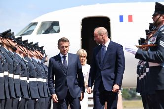 Emmanuel et Brigitte Macron en voyage d'État au Royaume-Uni : après la "gifle", le vent à la descente de l'avion ?