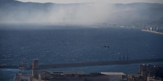En direct, incendies : le feu à Marseille n'est « pas encore fixé », selon le ministre de l'intérieur