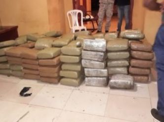 Haïti - RD : Plus de 600 kg de marijuana saisie sur un bateau en provenance d'Haïti