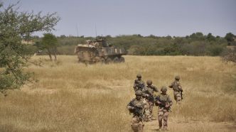 Burkina Faso : quatre soldats français blessés par un engin explosif