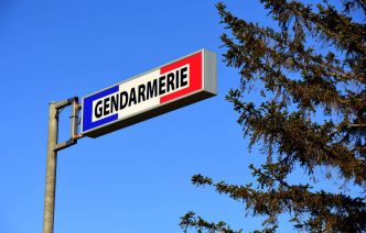 Côtes-d'Armor : Disant être un cyborg, il appelle la gendarmerie pour acheter des stupéfiants