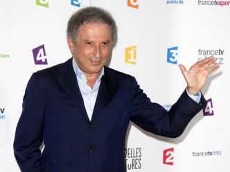 Michel Drucker annonce quitter France 2 à la rentrée : "Je déménage"