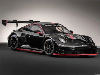 Porsche 911 GT3-R 2023 ensemble aérodynamique plus sophistiqué